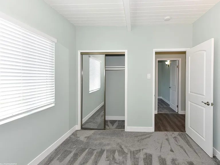 3205 & 3209 California St — Photo 11