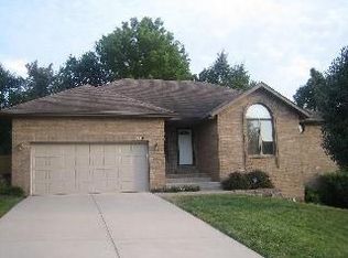 2314 W Nottingham St, Springfield, MO 65810