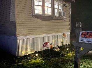 9825 Lawson Dr, Morrisville, PA 19067