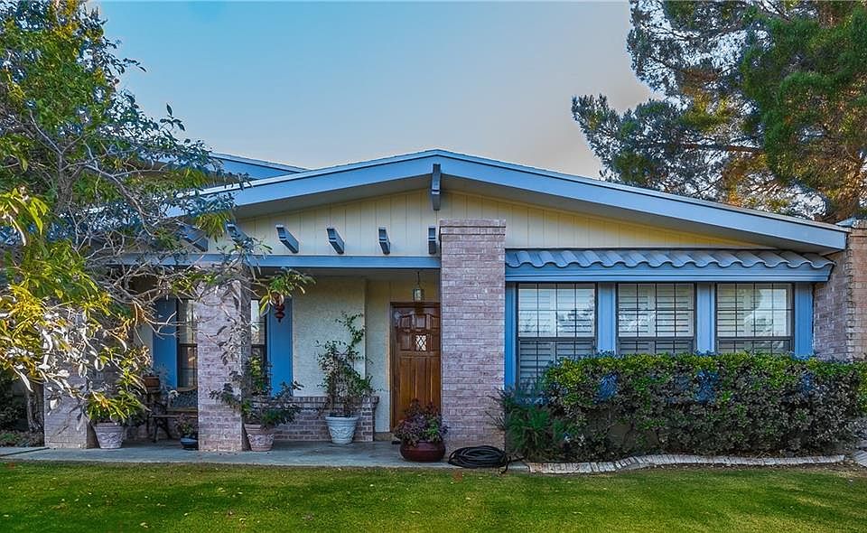 1st image of 6408 Tarascas Dr