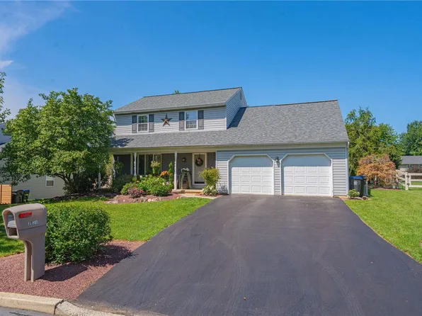 1831 Piccadilly Cir, Allentown, PA 18103