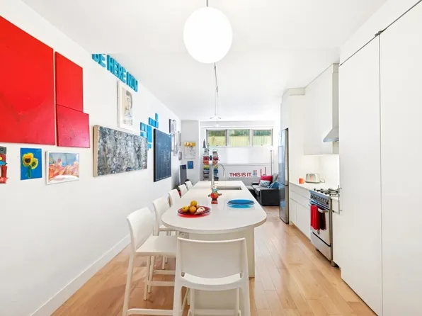 305 East 24th Street LF image 1 of 7