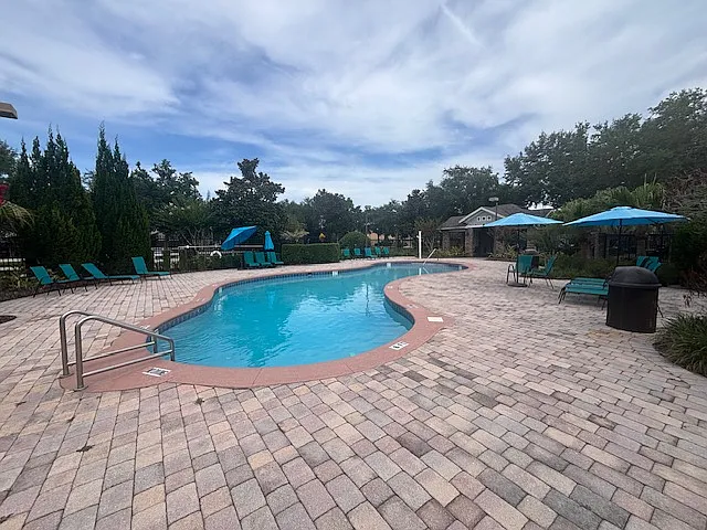 627 Fern Lake Dr — Photo 15