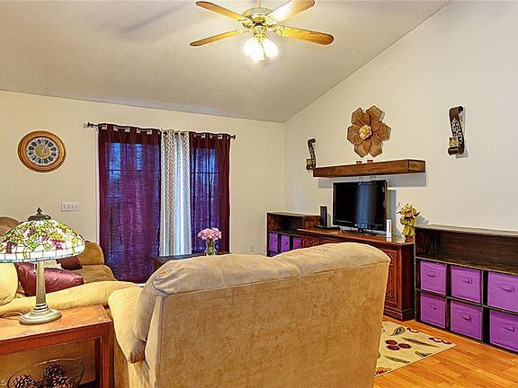 5th image of 103 Terrywood Ct
