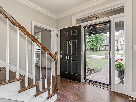 5th image of 1612 Greystone Dr