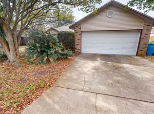 2293 Estate Cir, Navarre, FL 32566