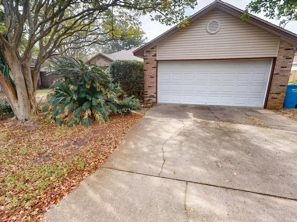 2293 Estate Cir, Navarre, FL 32566