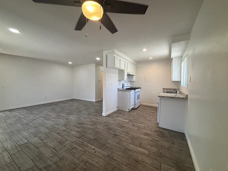 7436 Carnelian St — Photo 17