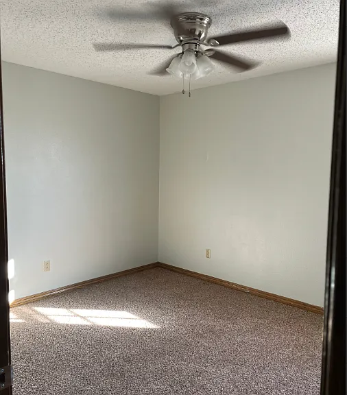 420 Fir St — Photo 2