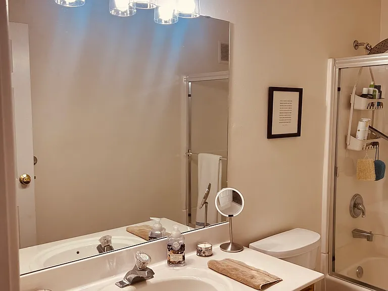141 Linden Ln #3 — Photo 3