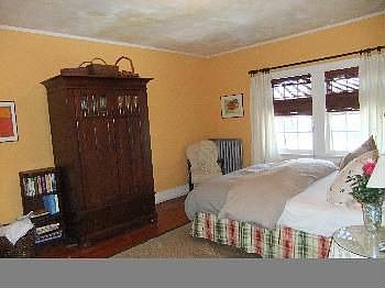 2nd image of 5 Whitford Ave
