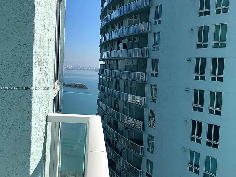 1900 N Bayshore Dr #3019 — Photo 12
