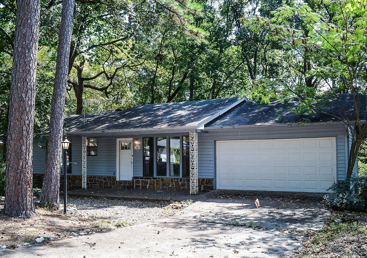 West Gate Area \ Home\ Unfurnished — Photo 1