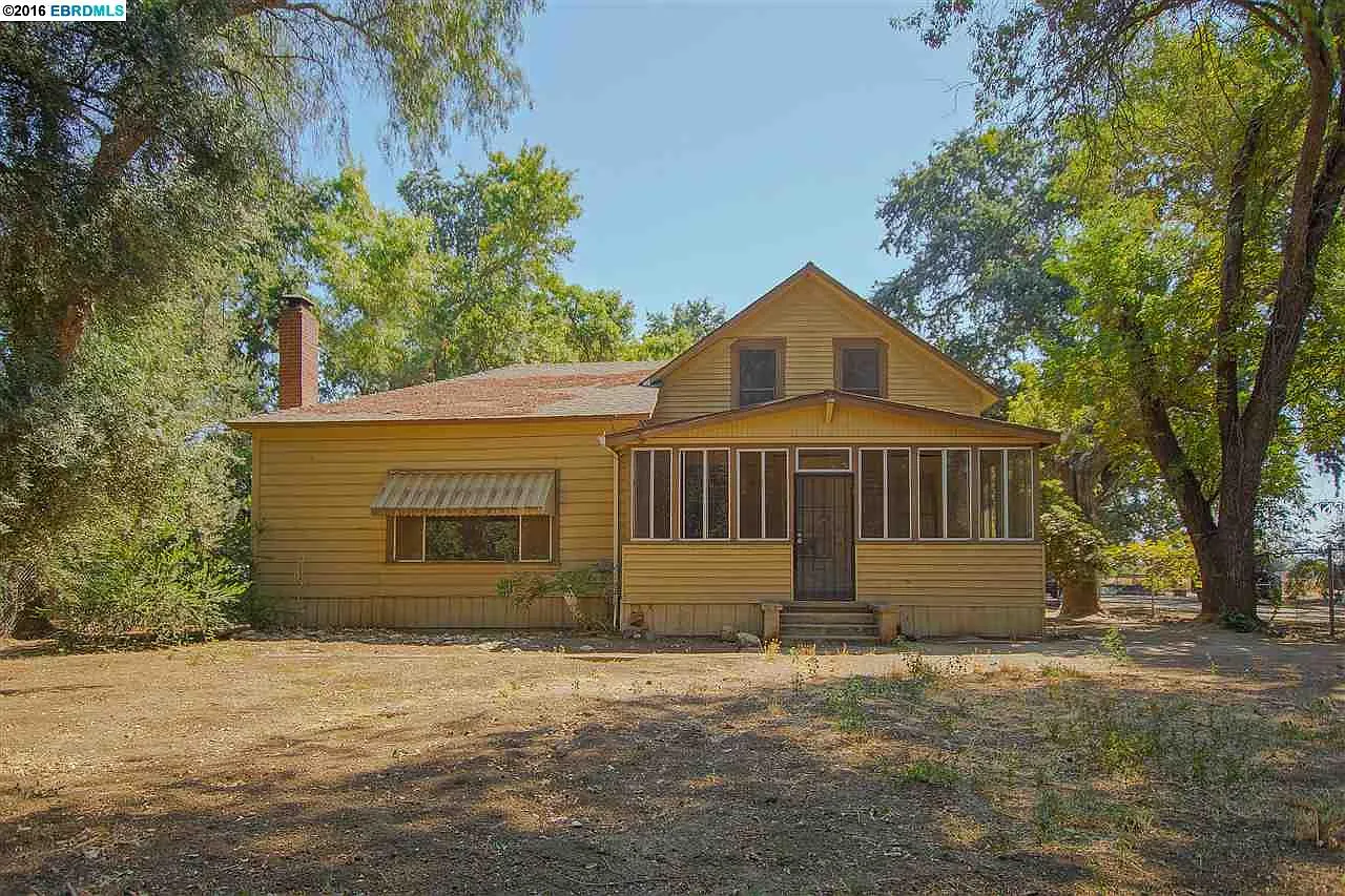13551 Byron Hwy photo 1