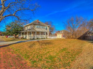 912 E Cleveland Ave, Guthrie, OK 73044
