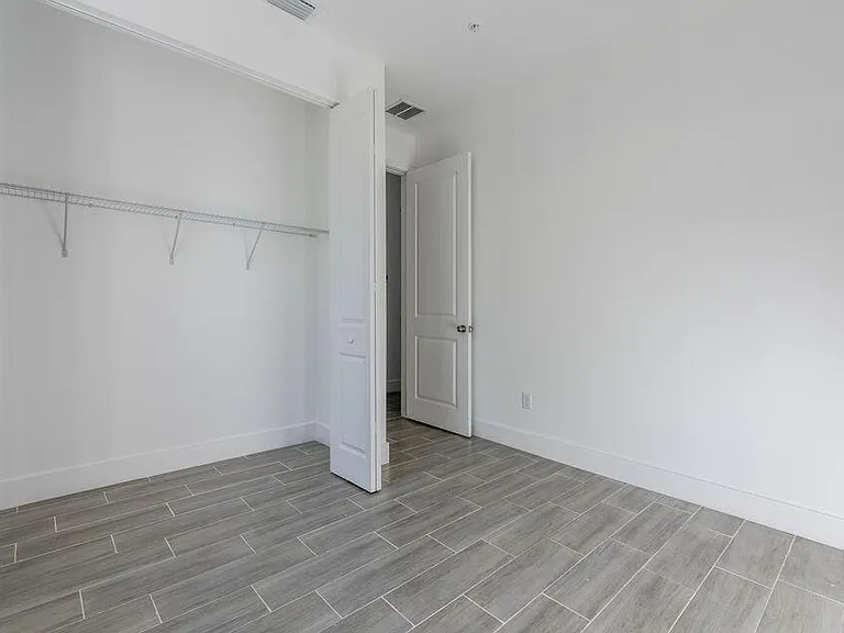 260 Rotonda Blvd W #B — Photo 10