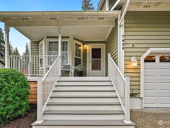 4th image of 7605 89th Avenue SE