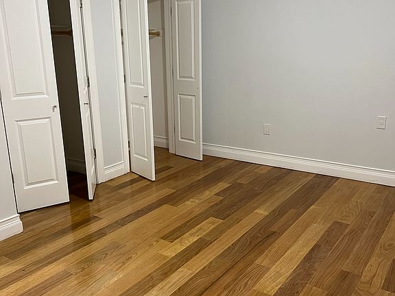 3rd image of 110-22 178th St Floor 2