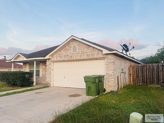 3rd image of 1408 Janet Ln