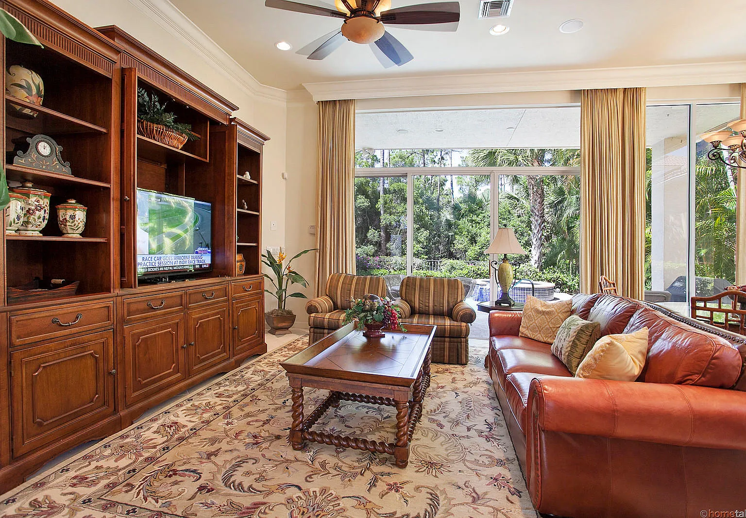 3 bed, 3.5 bath, 2913 sqft, $24,750 — Photo 4