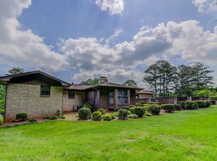 533 Midland Park Dr, Stone Mountain, GA 30087