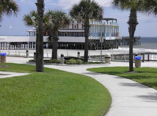 30 S Grandview Ave APT 1, Daytona Beach, FL 32118