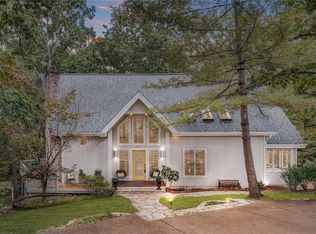 18551 Bridlespur Estates Dr, Pacific, MO 63069