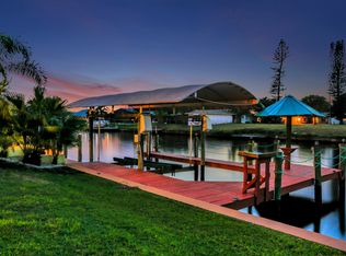1322 SE 21st Ave, Cape Coral, FL 33990
