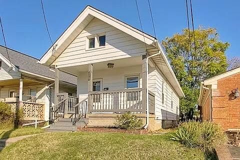 2nd image of 2064 Ross Ave