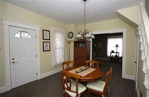 5th image of 509 E Burgess St