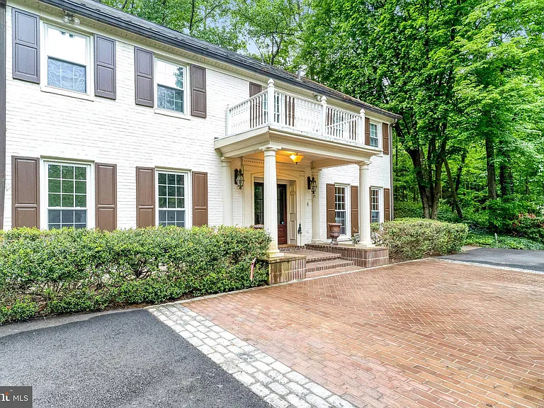 7845 Old Dominion Dr — Photo 4