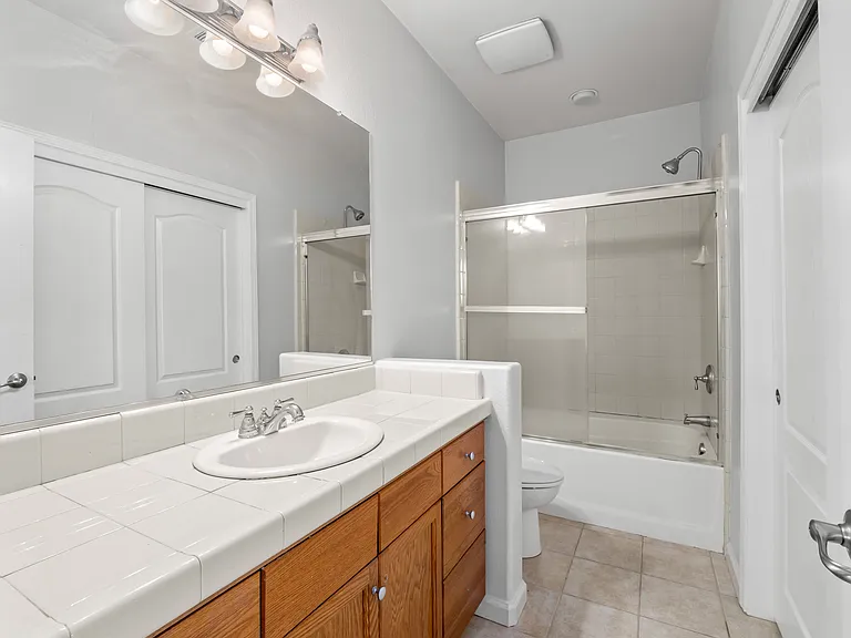 3665 Vermont Ln — Photo 15
