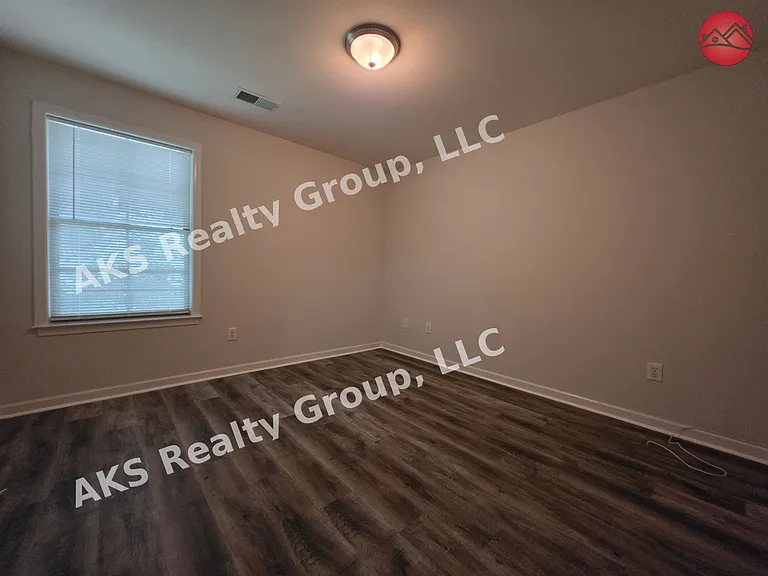 4346 Ashwood Cv — Photo 12