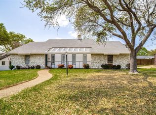 9616 Ravensway Dr, Dallas, TX 75238
