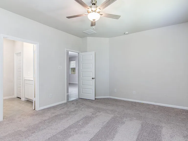 18565 Meadow Point Ln — Photo 11