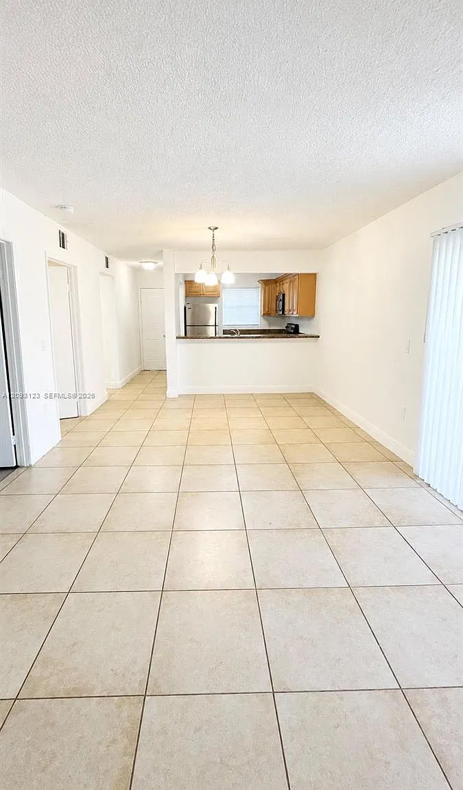 Palm Beach Grande Condo — Photo 3
