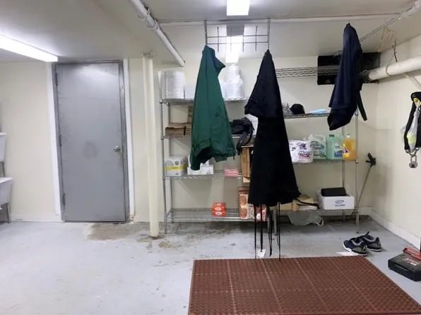 5011 Avenue N image 12 of 14