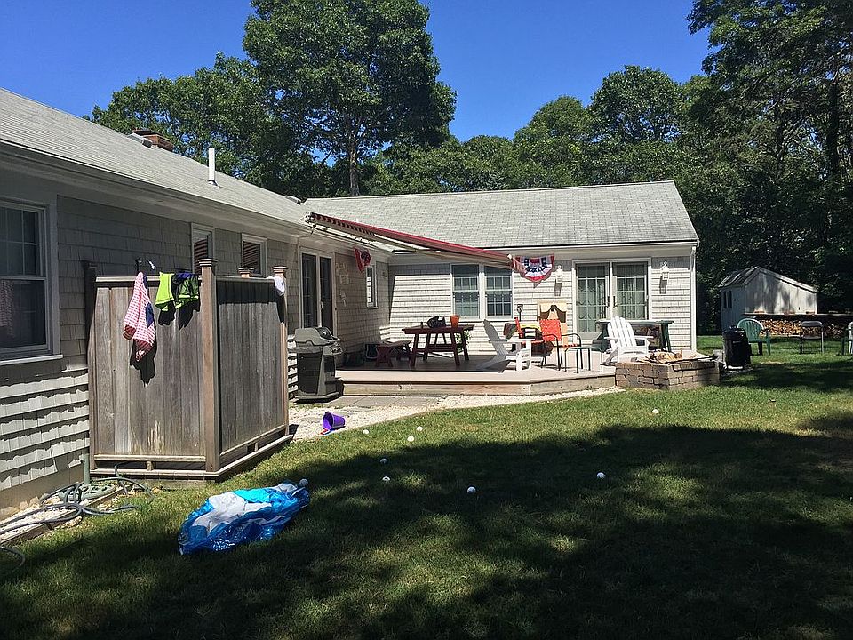 2nd image of 15 Historic Brook Rd