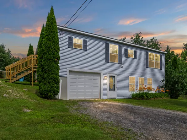 40 Hanson Road, China, ME 04358