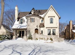 129 Ravine Rd, Hinsdale, IL 60521