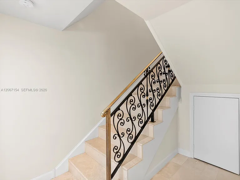 730 3rd St #101 — Photo 21