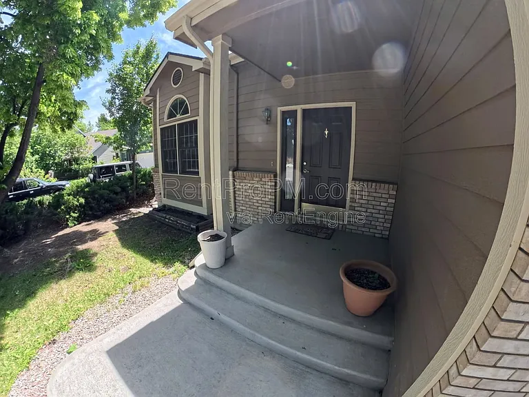 2425 Cochetopa Ct — Photo 3