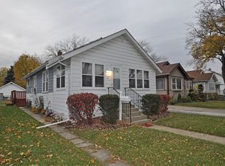 224 Judge Ave, Waukegan, IL 60085