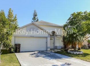 2800 Foxhall Dr E, West Palm Beach, FL 33417