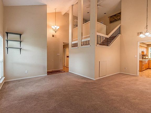 5th image of 1223 Park Ln