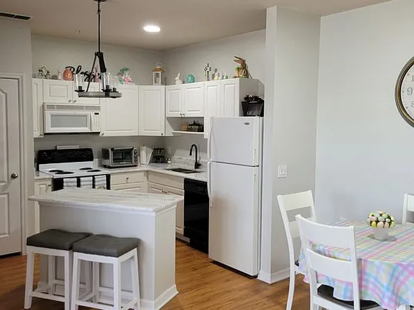 1410 Villa Capri Cir APT 207, Odessa, FL 33556