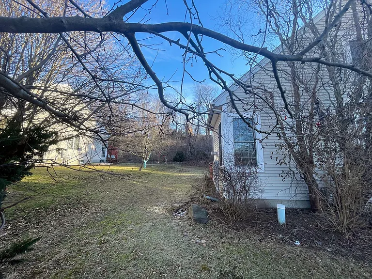 73 Odonnell Ave — Photo 40