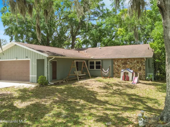 6497 Amber Ridge Cir, Brooksville, FL 34602