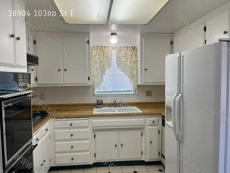 36904 103rd St E — Photo 11