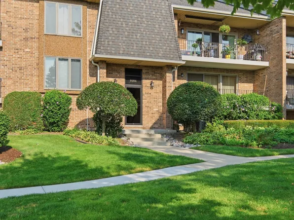 9164 Del Prado Dr APT 1N, Palos Hills, IL 60465